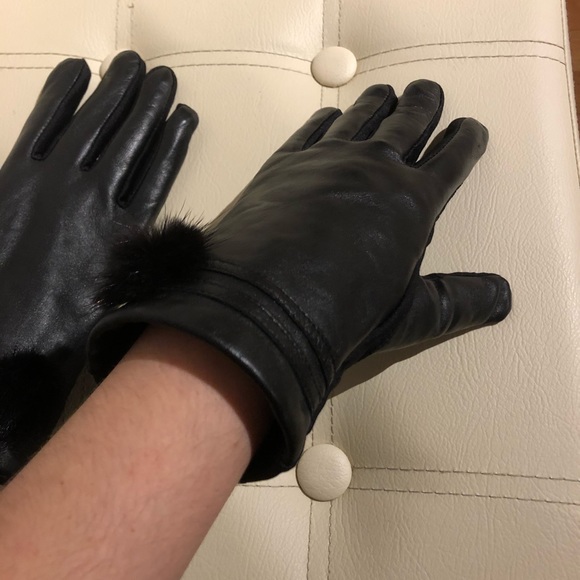 SOLD Leather Gloves - Picture 7 of 9
